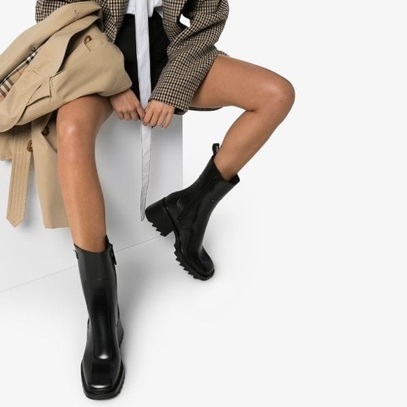 chloe rain boots dupe